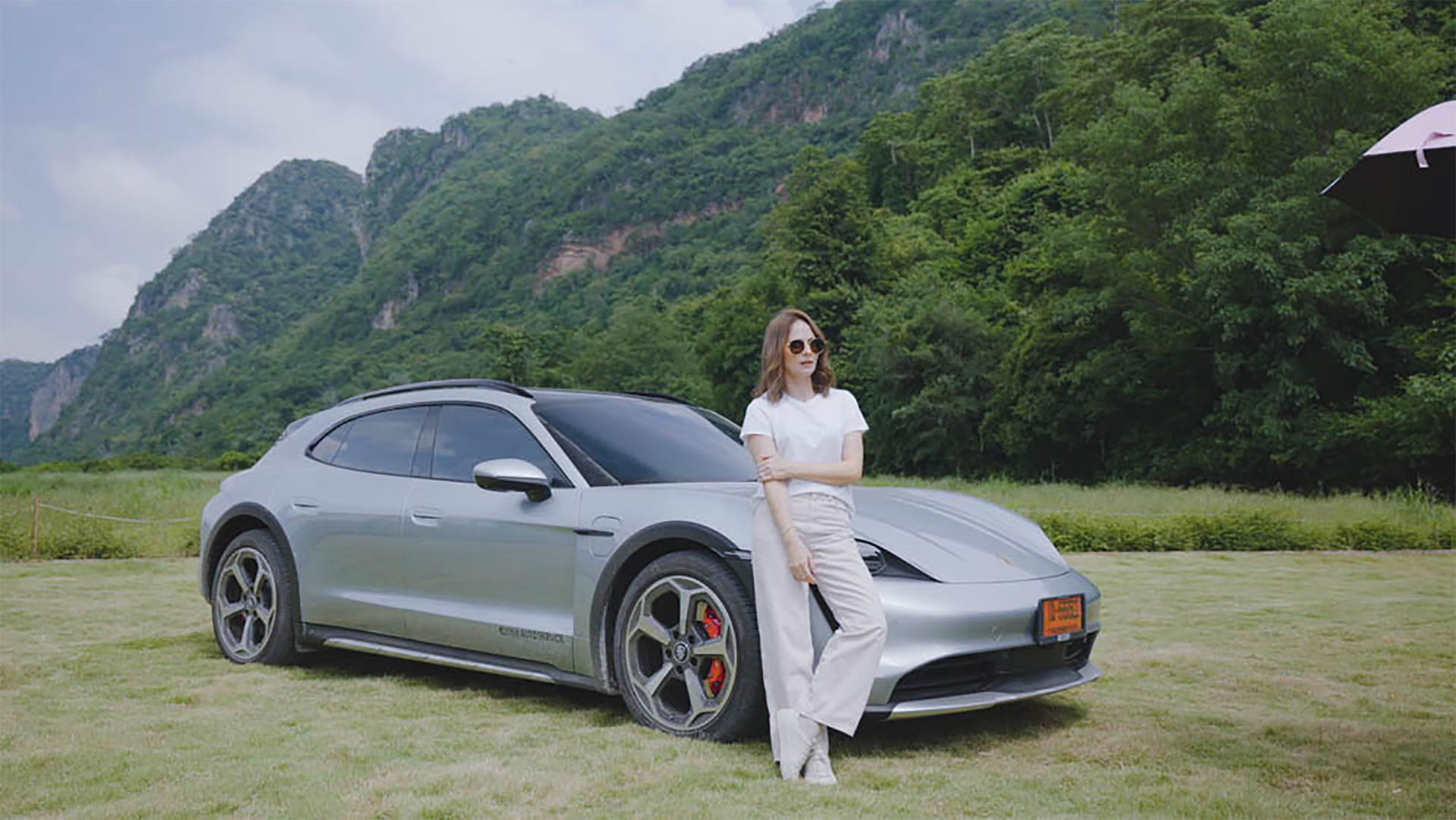 TH_Porsche Taycan